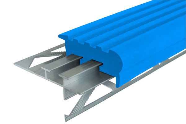Алюминиевый закладной профиль Уверенный Шаг (УШ-50) с синьей противоскользящей вставкой