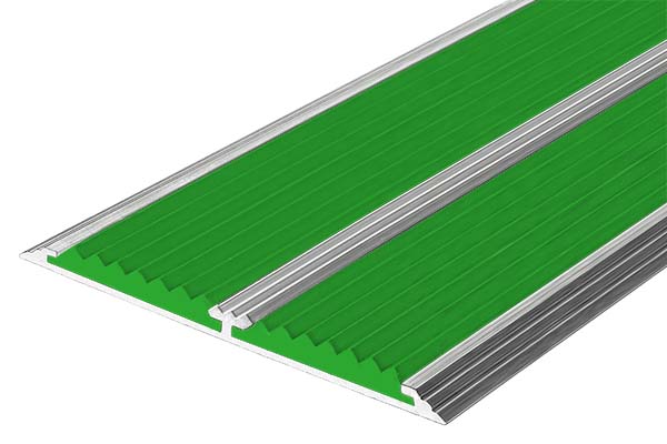 Алюминиевая накладная полоса 86 мм Премиум с двумя зелеными вставками против скольжения